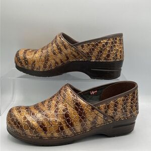 Sanita Danish Comfort Clogs Embossed Metallic Snakeskin  Size EU 41 US 9.5-10